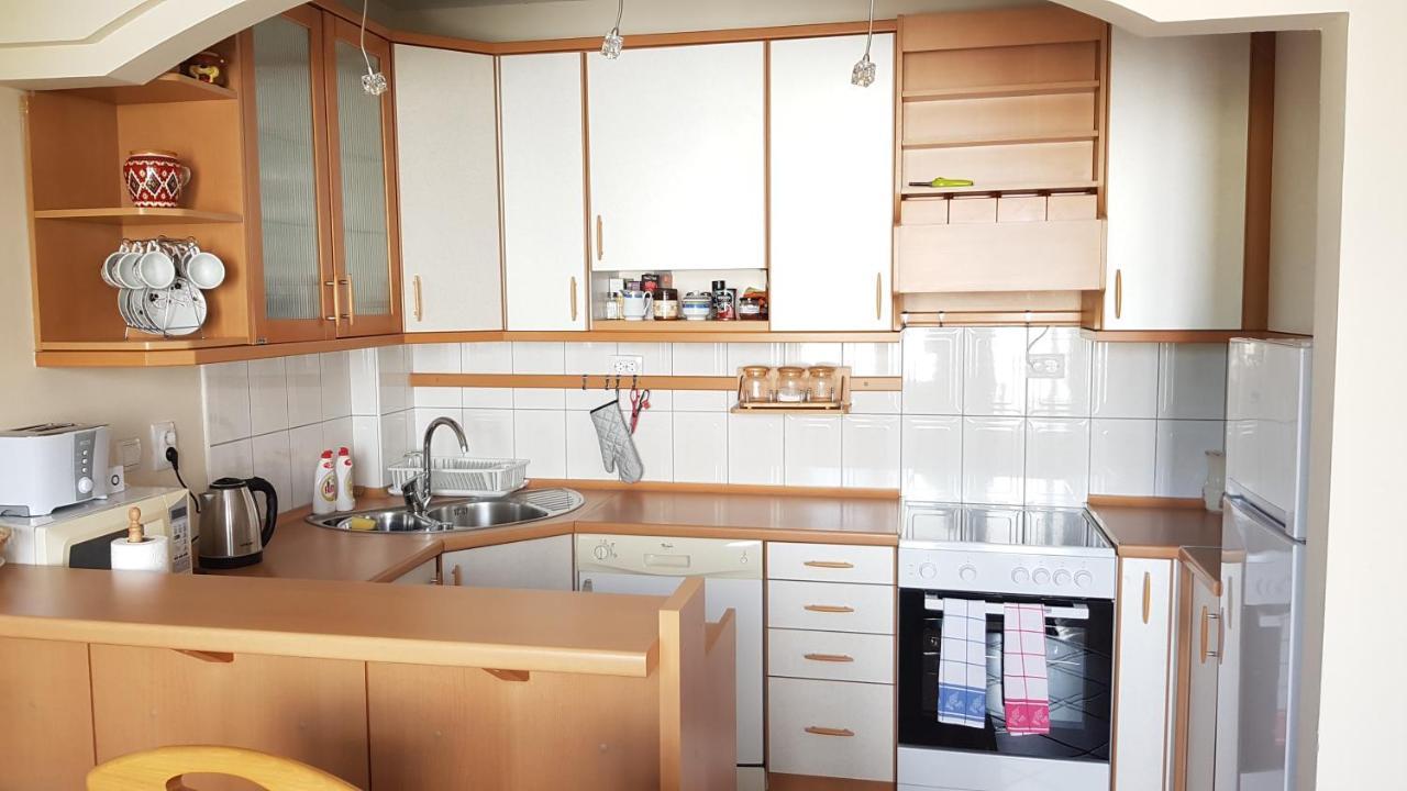 Golden Delight Central Apartment Skopje Eksteriør billede